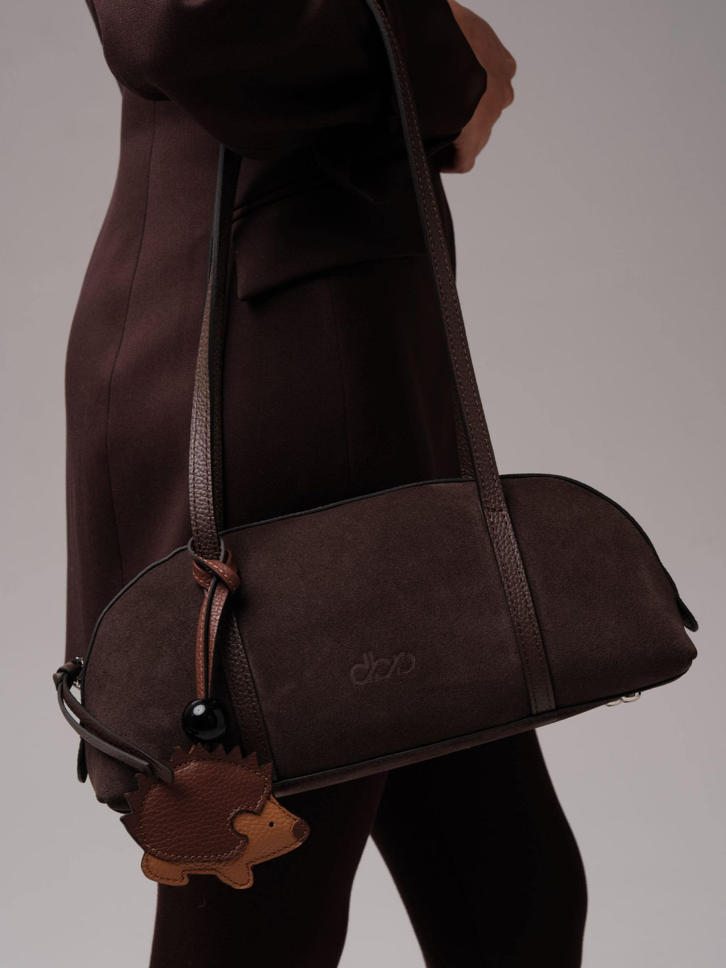 Замшевая сумка Ezhik DBR 31225 коричневый шоколад  фото 4