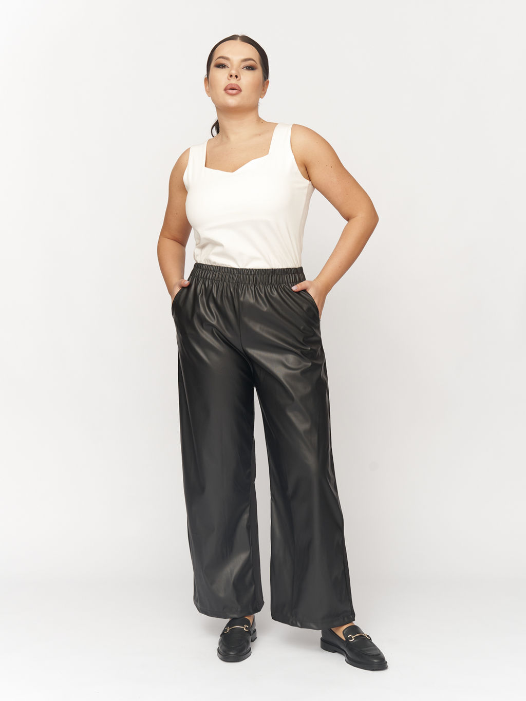 Брюки из эко-кожи BB22034BLK01