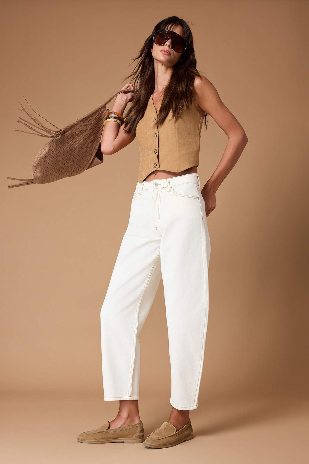 TRENDYOLMILLA Beyaz Yuksek Bel Barrel Baggy Jeans TWOSS23JE00295 фото 14