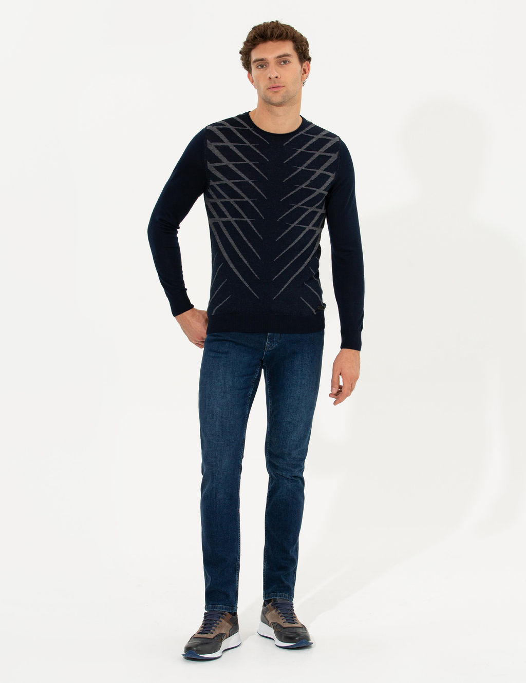 Темно-синий облегающий трикотажный свитер с круглым вырезом - Cacharel фото 13