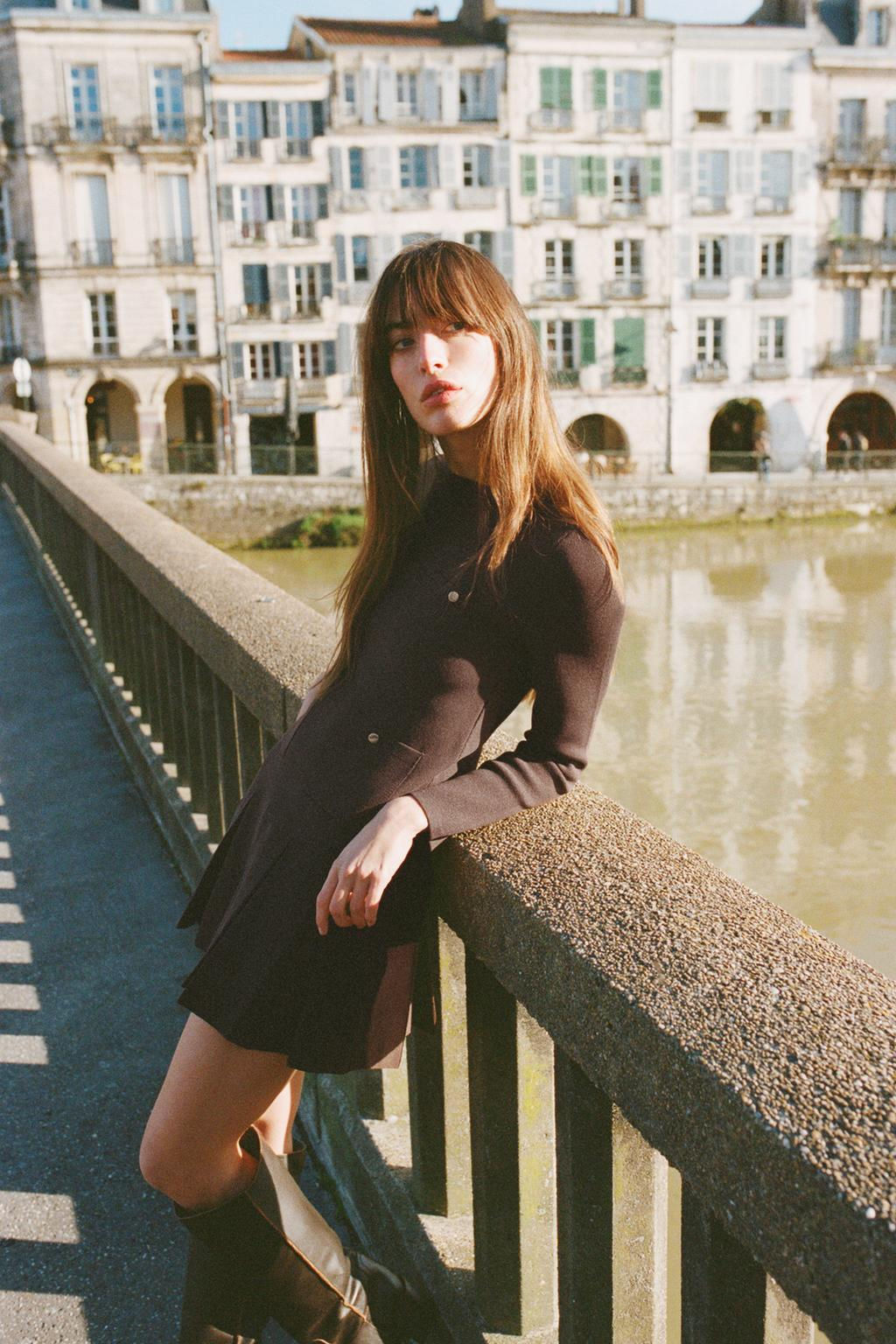 SHORT PLEATED KNIT DRESS - Zara фото 3