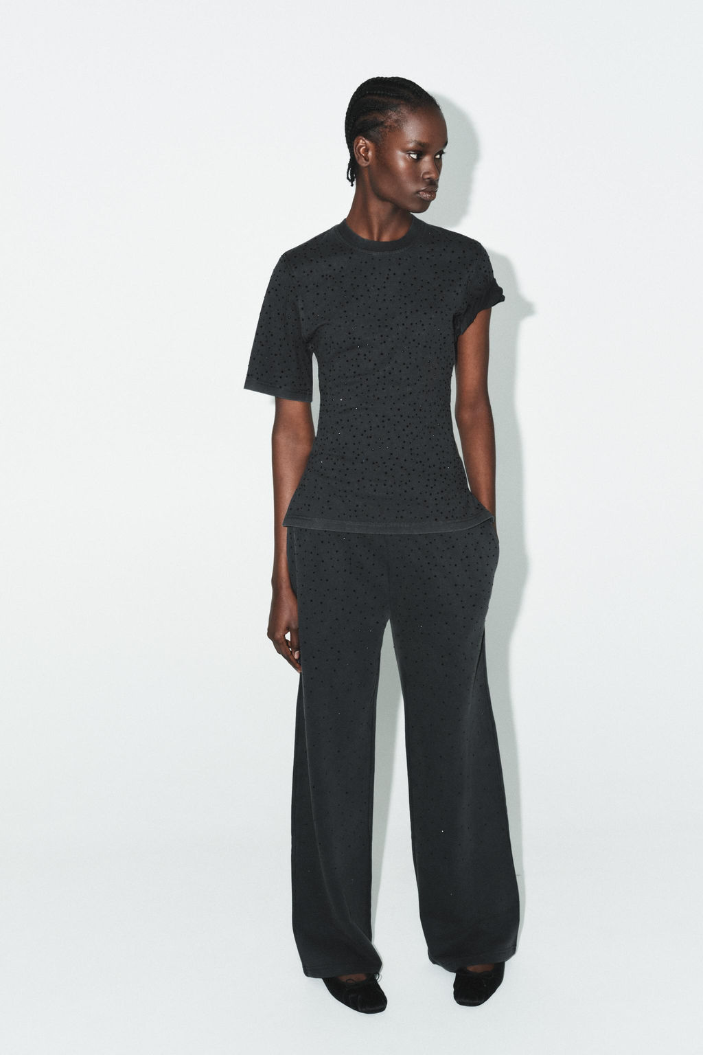 SHINY PLUSH TROUSERS - Zara фото 7