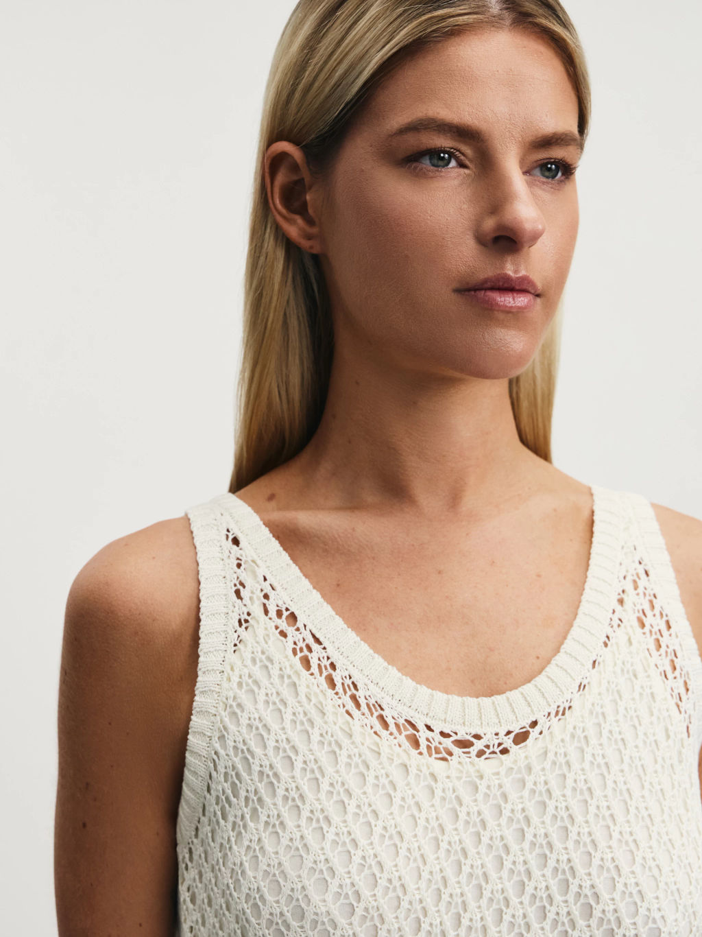 Платье ажурной вязки из вискозы / Zarina  фото 6