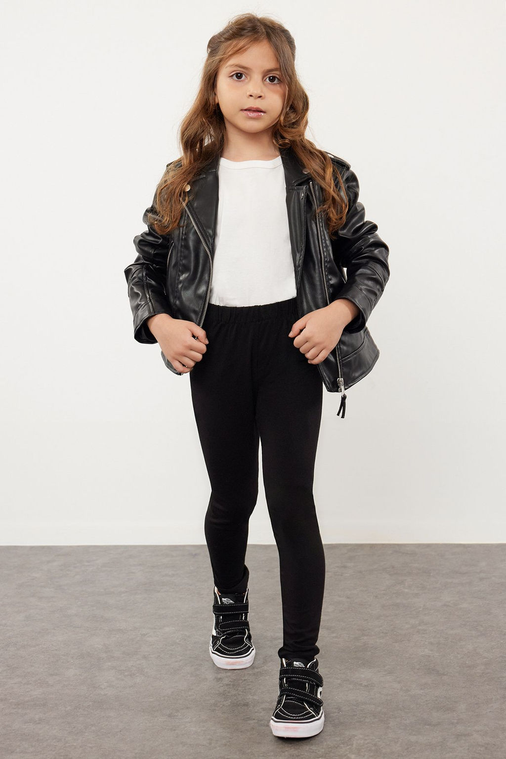 Siyah K?z Cocuk Pamuklu Basic Esnek Orme Tayt TKDSS24TA00005