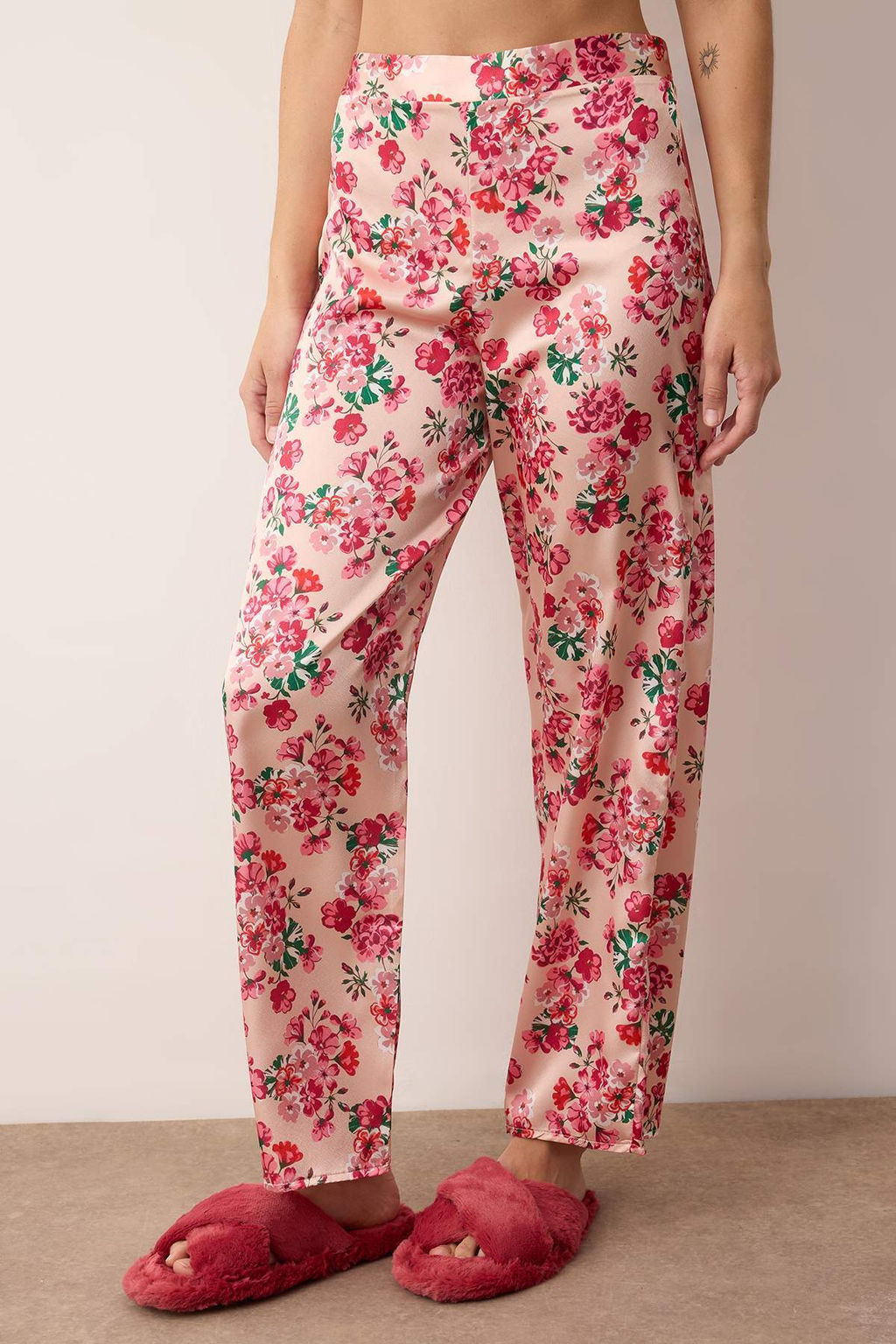 Lacivert 3lu Ceyiz Set Ust Dantel, Alt Saten Ask?l? Kulotlu Dokuma Pijama Tak?m? THMAW26PT00077 - Trendyolmilla фото 44