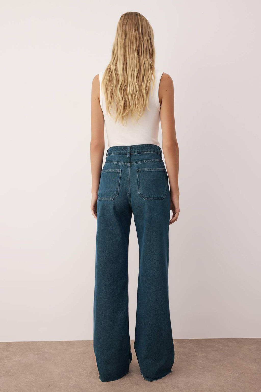 Koyu Mavi Yuksek Bel Genis Paca Wide Leg Jeans TWOAW26JE00080