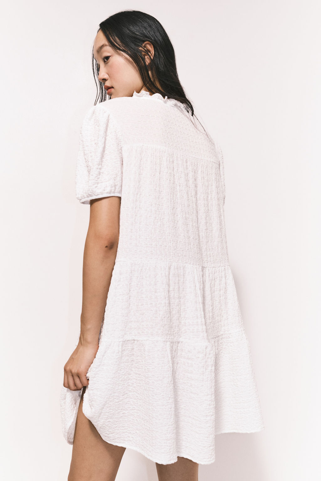 Vestido de punto con efecto arrugado - H&m фото 6