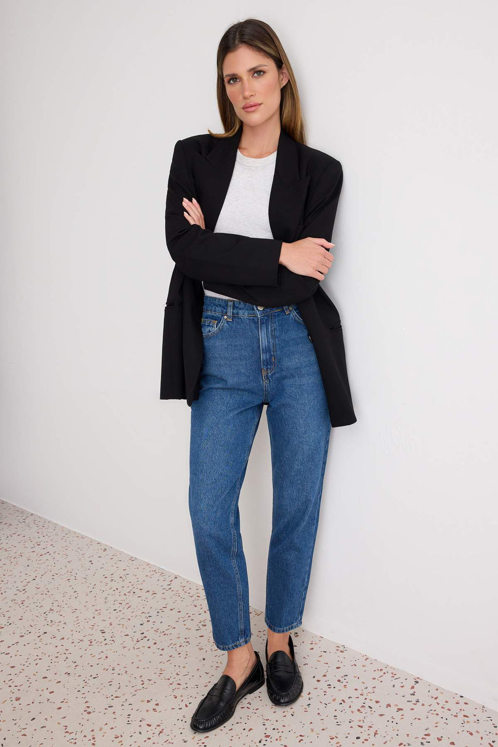 Koyu Mavi Y_ksek Bel Mom %100 Pamuk Non-Stretch Jeans TWOAW24JE00076 - Trendyolmilla фото 2