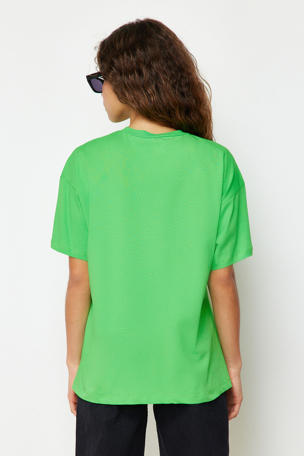 Yesil %100 Pamuk Bisiklet Yaka Oversize/Genis Kal?p Orme T-Shirt TWOSS20TS0134