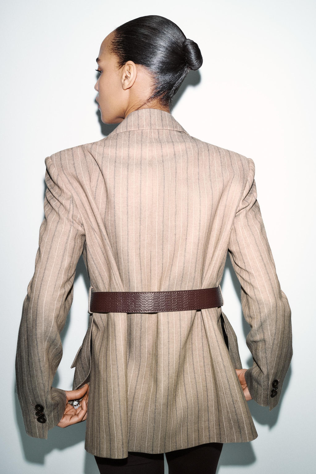 HERRINGBONE BLAZER WITH BELT - Zara фото 15