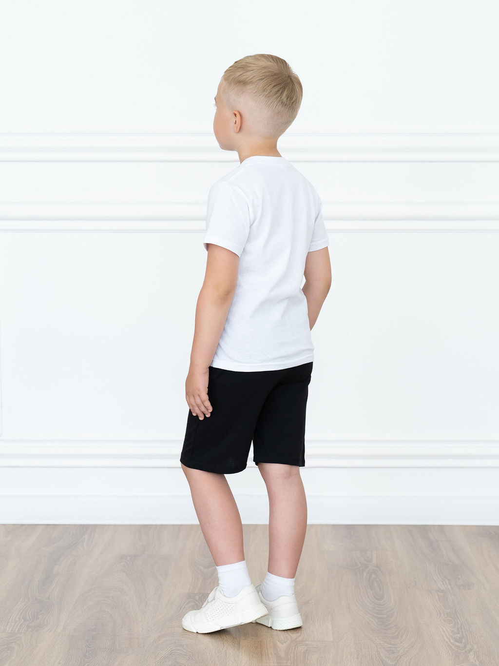 Шорты детские черные с карманами 403 (134, 68)