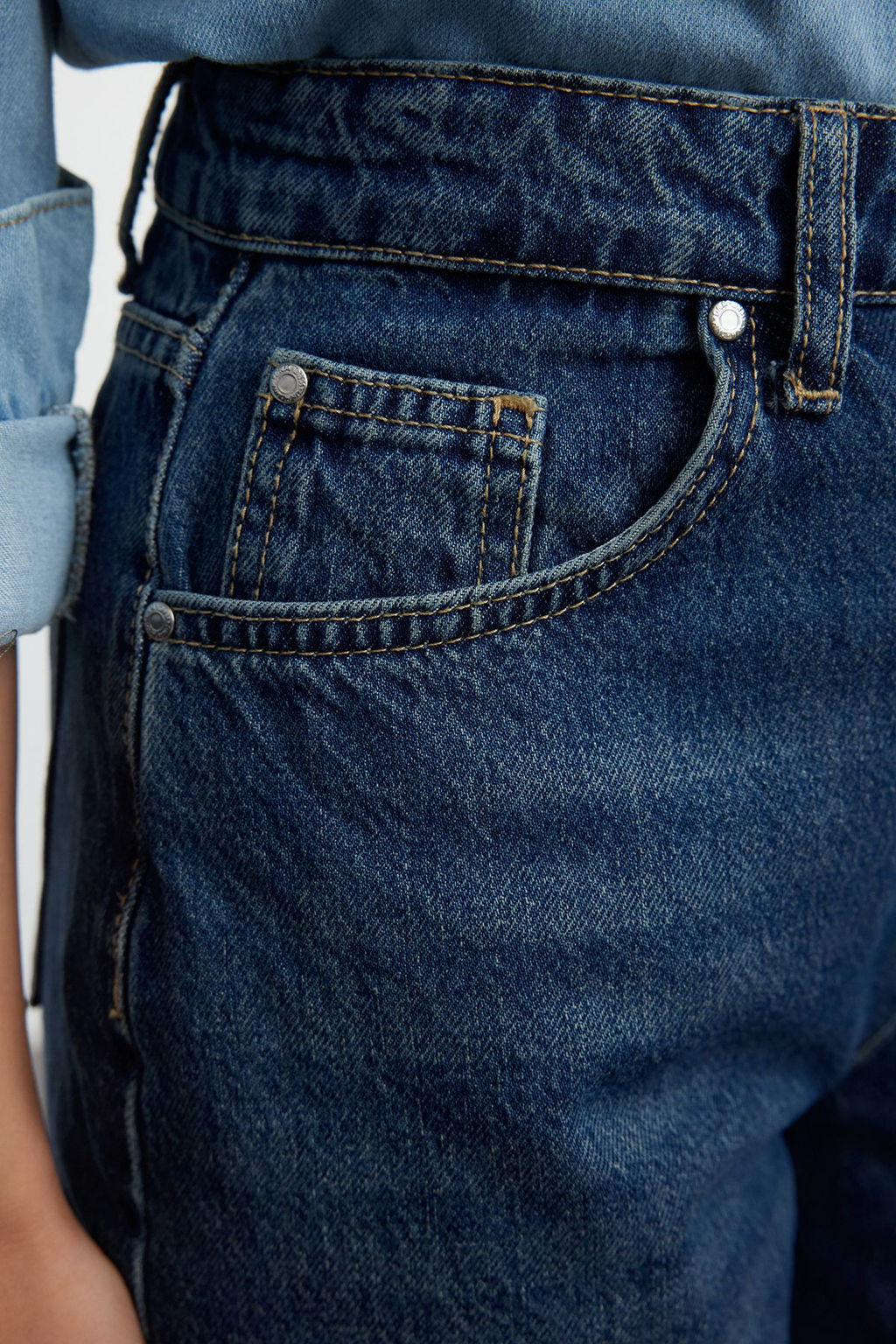 Koyu Mavi Yuksek Bel Wide Leg Jeans TWOAW25JE00091