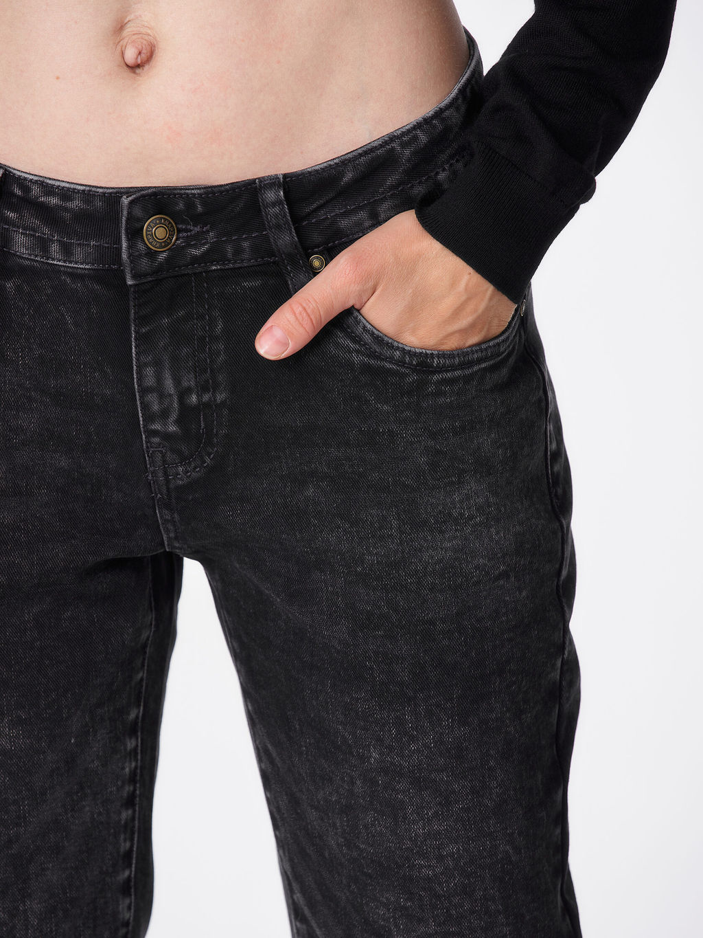 ДЖИНСЫ