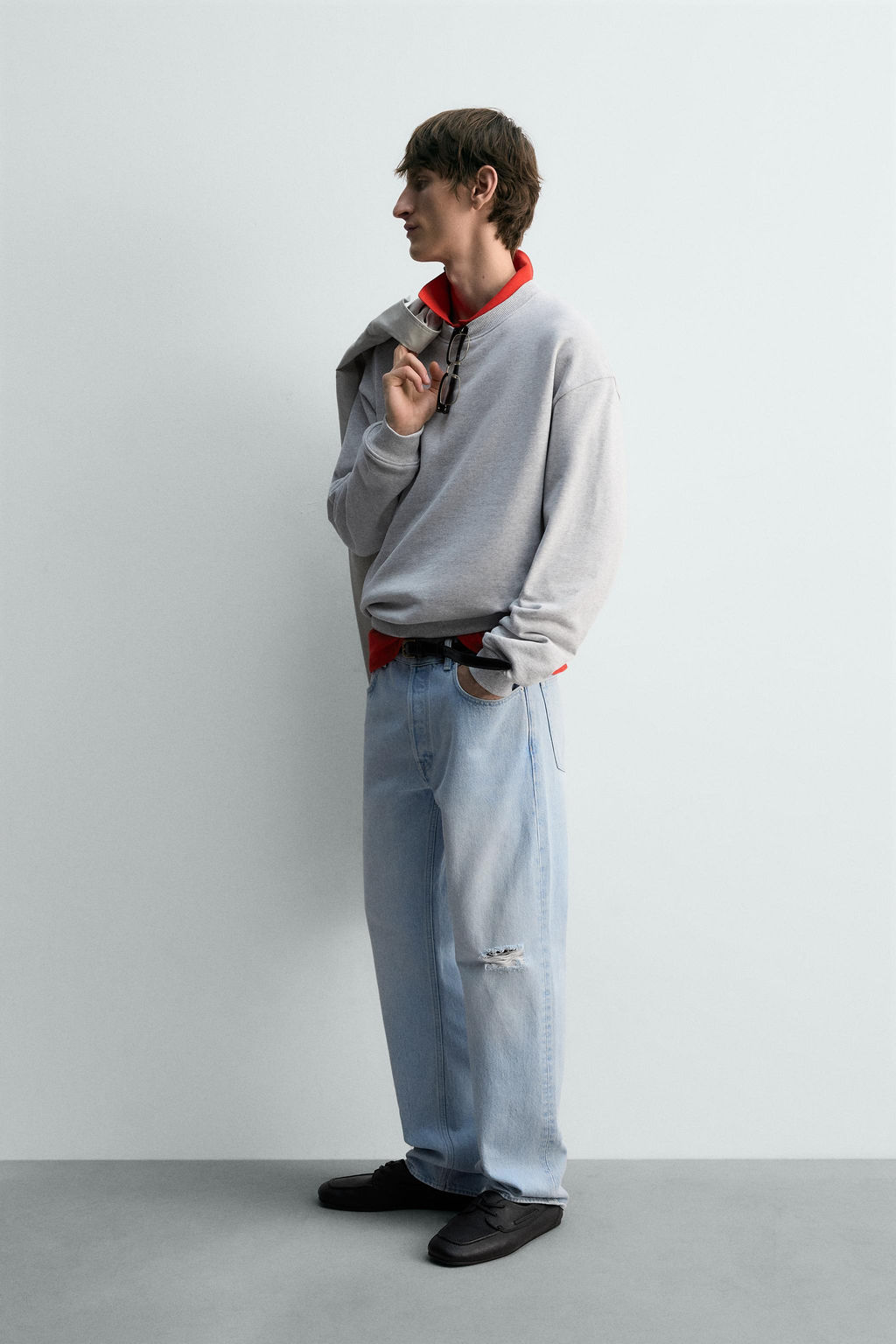 REGULAR FIT CREWNECK SWEATSHIRT - Zara фото 12