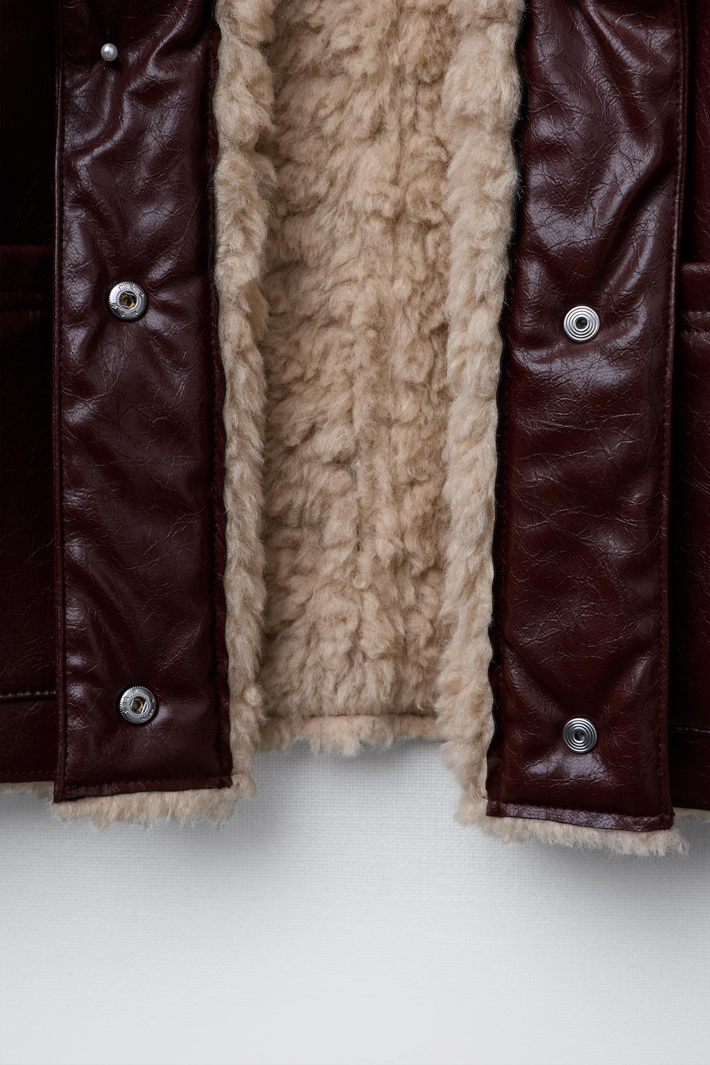 DOUBLE-FACED FAUX SHEARLING AND FAUX LEATHER JACKET - Zara фото 8