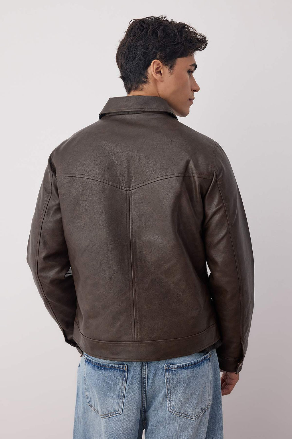 Kahverengi Regular Fit %100 PU Suni Deri Erkek Mont TMNAW26MO00010 - Trendyolmilla фото 4