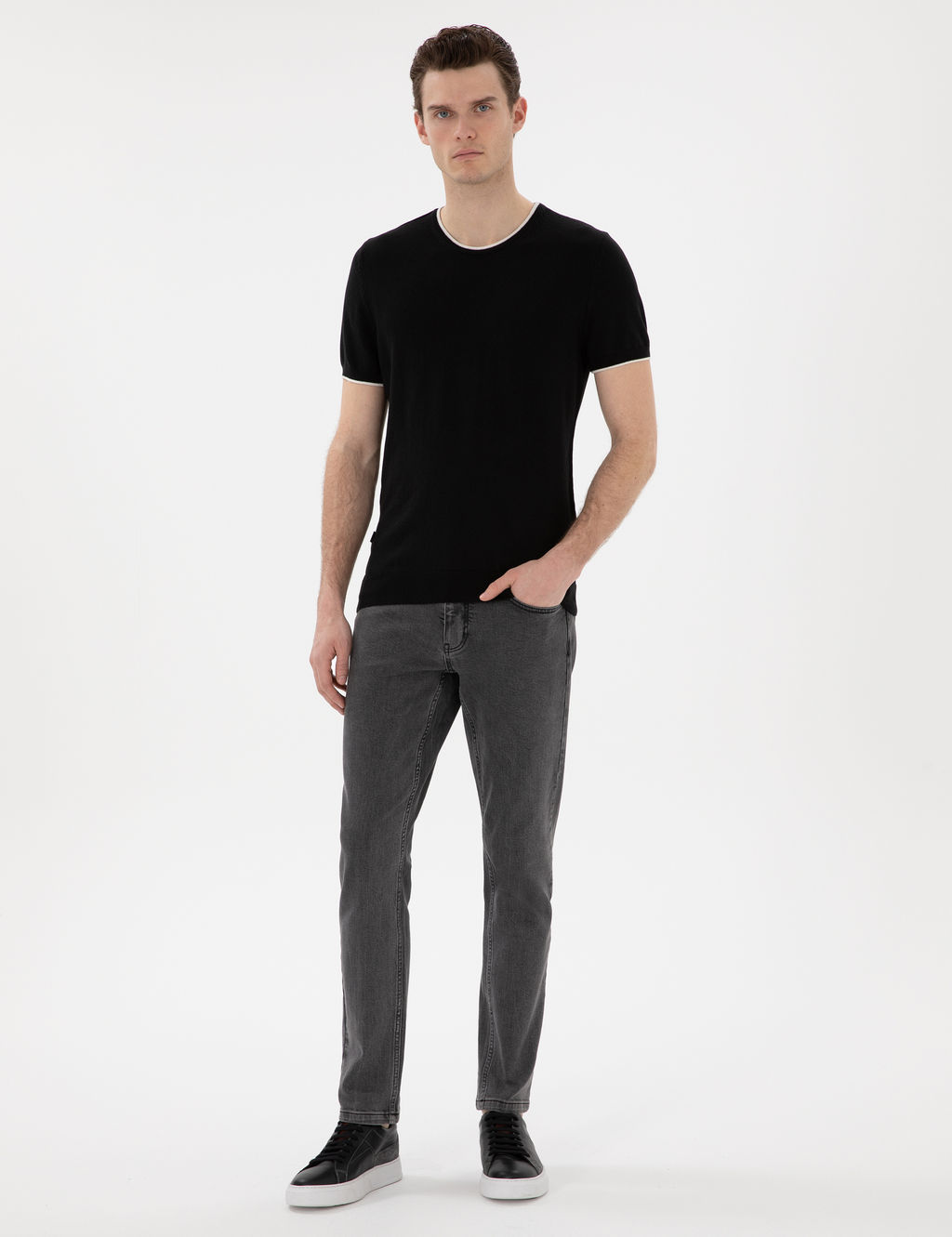 Siyah Slim Fit Bisiklet Yaka Triko Ti__rt