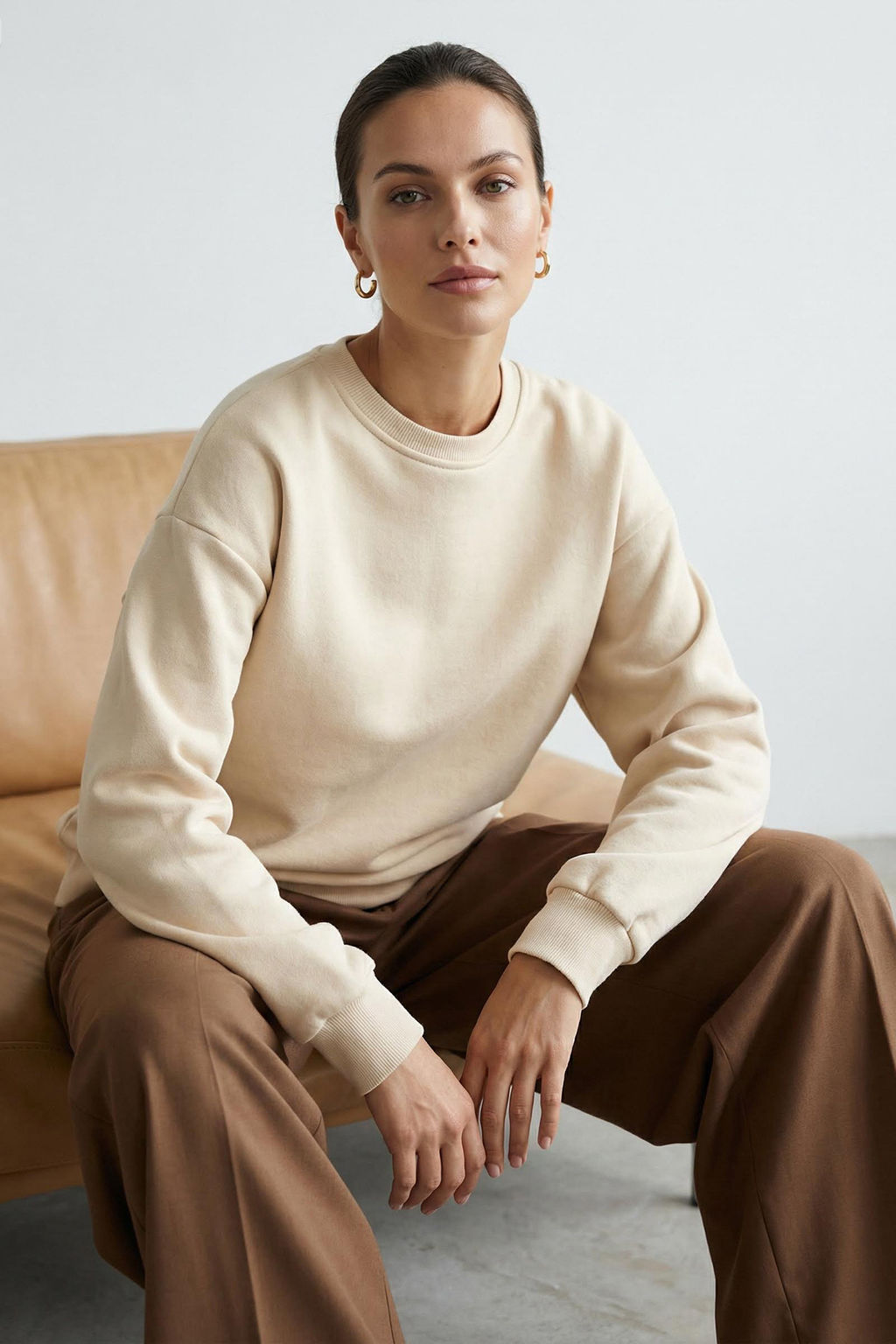 Tas Oversize/Rahat Kesim Basic Bisiklet Yaka Kal?n/Ici polarl? Orme Sweatshirt TWOAW24SW00102