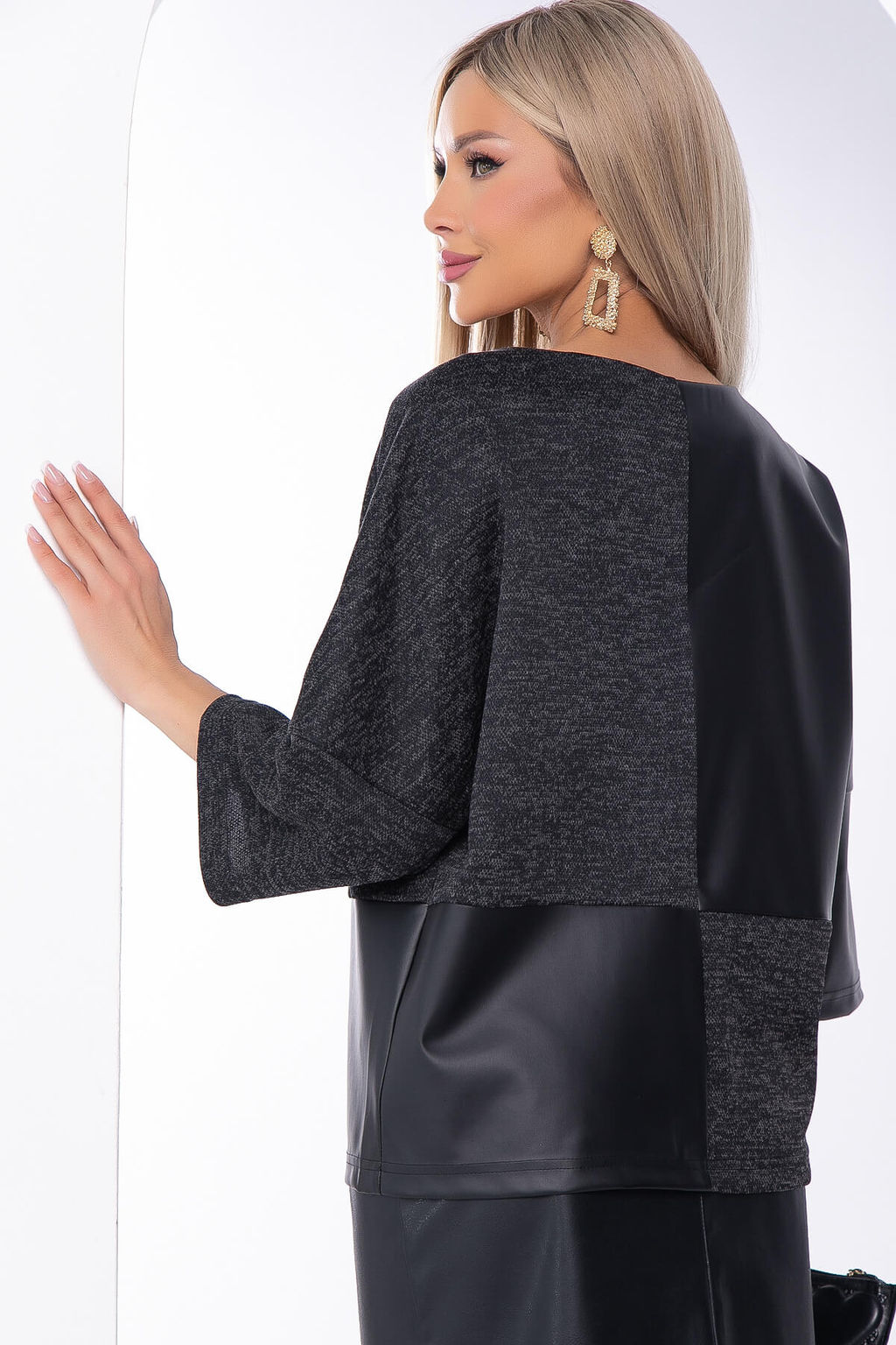 Джемпер комбинированный (экокожа/черный меланж) Б8271 - Lt collection фото 2