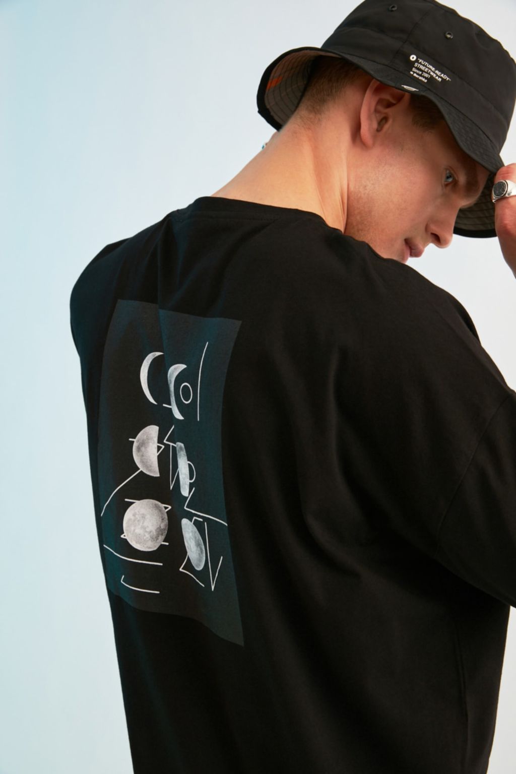 TRENDYOL MAN Siyah Oversize/Genis Kesim K?sa Kol Uzay Bask?l? %100 Pamuklu T-Shirt TMNSS21TS0617 - Trendyolmilla фото 5