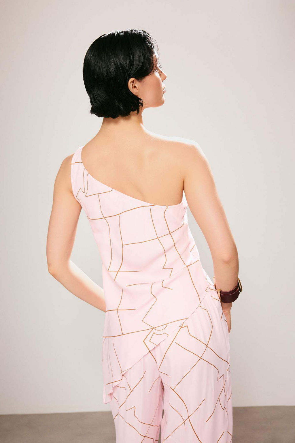 Trendyol Studio Pembe Desenli Asimetrik Dokuma Bluz TWOSS26BZ00573 - Trendyolmilla фото 6