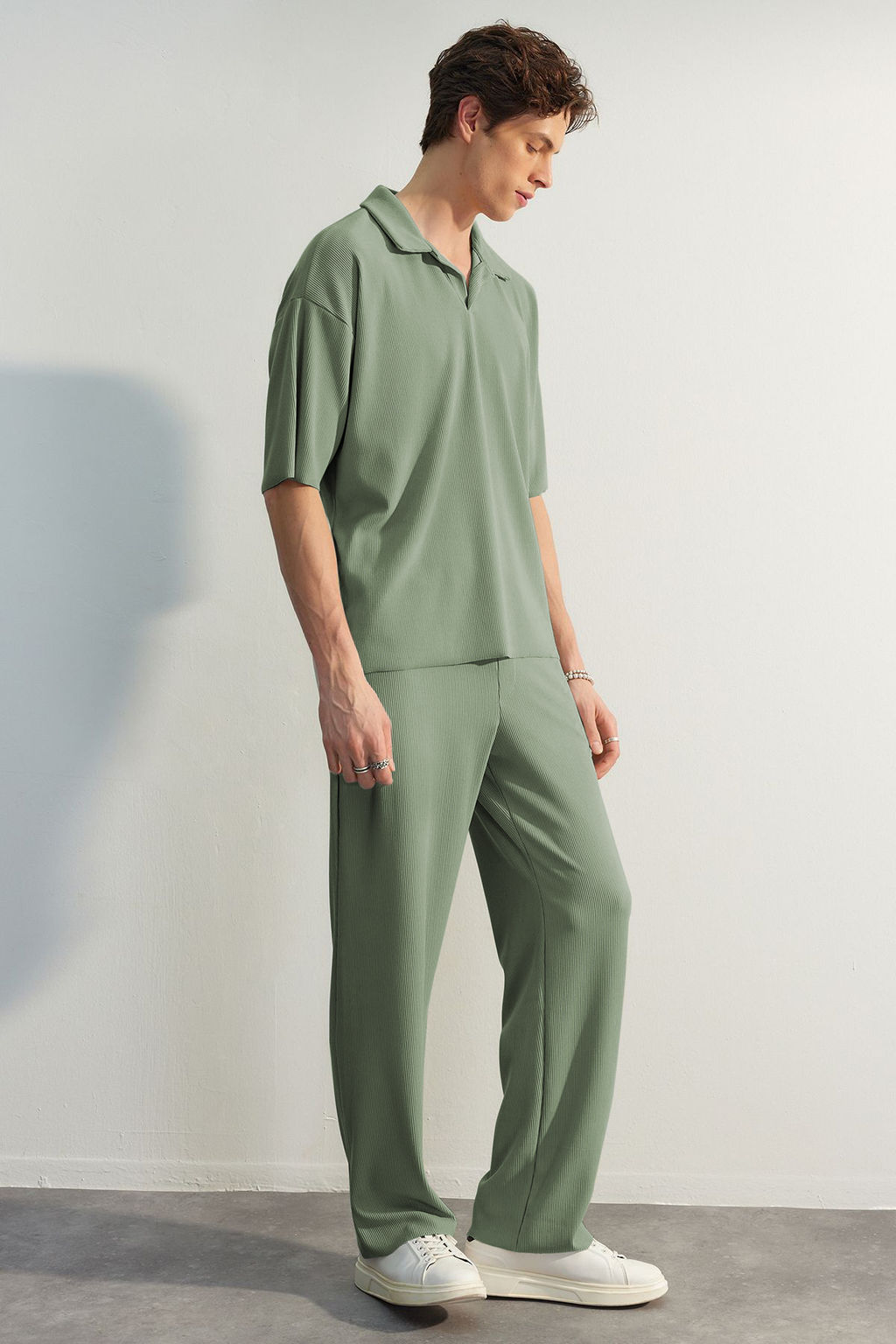 Mint Oversize/Genis Kesim Dokulu K?r?smaz Ottoman Polo Yaka T-Shirt TMNSS23PO00020