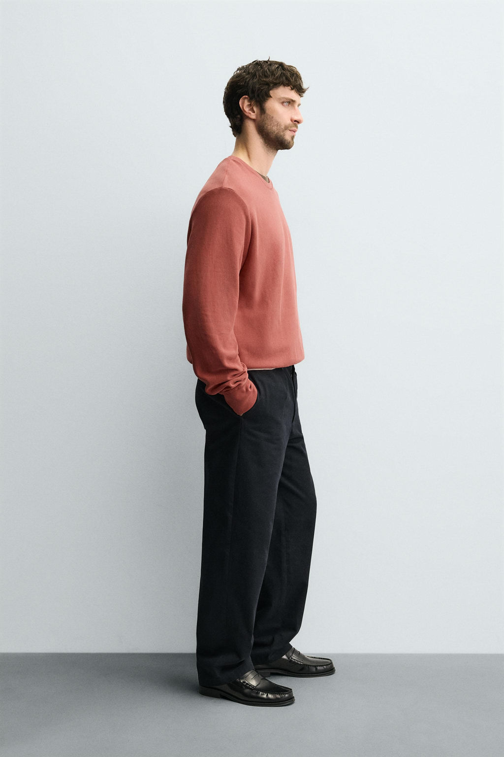 WASHED CREW NECK SWEATSHIRT
