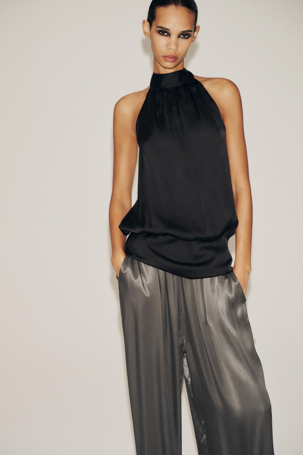 SATIN HALTER TOP - Zara фото 2