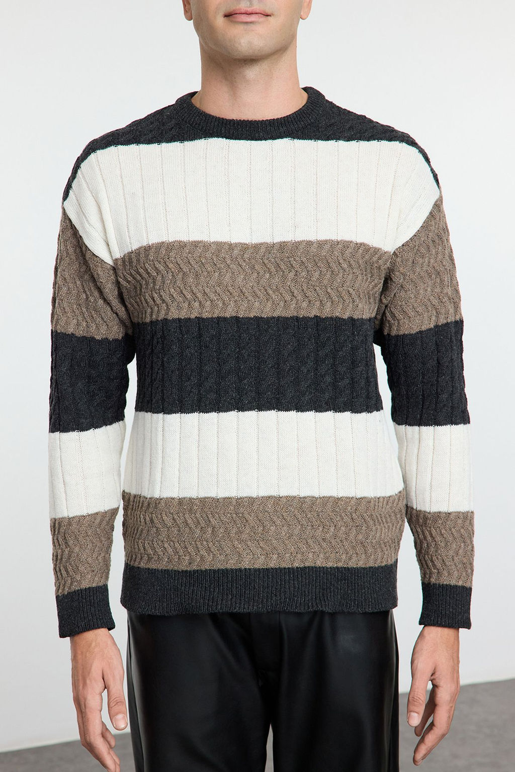 Vizon Oversize Bisiklet Yaka Renk Bloklu Triko Kazak TMNAW25KZ00054