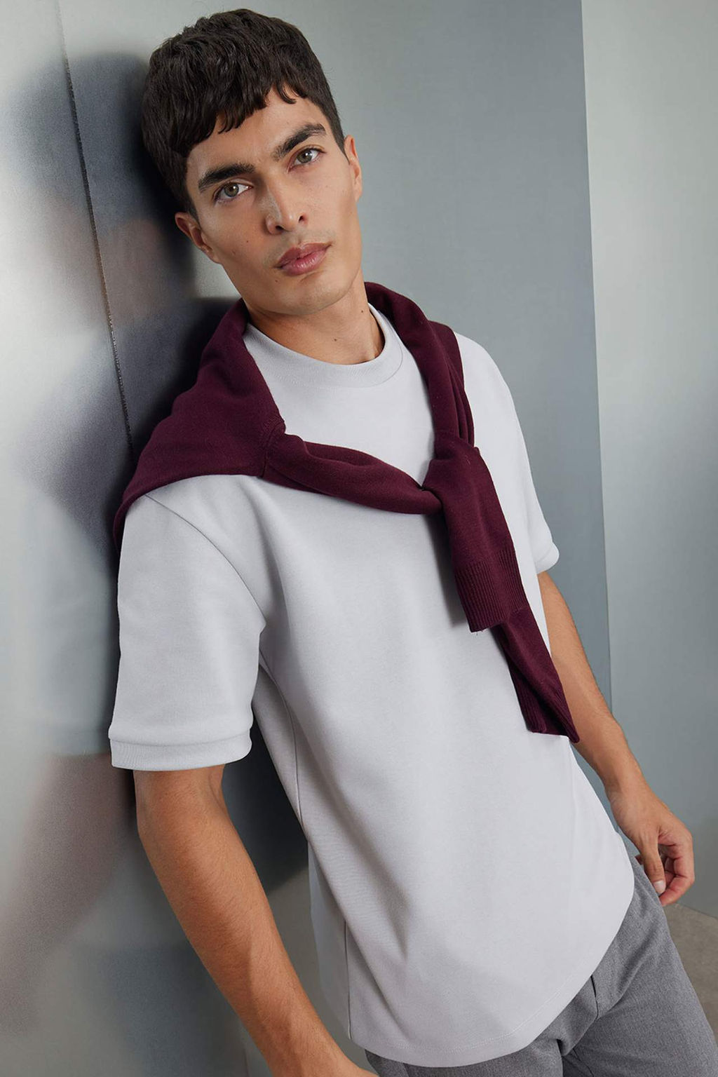 Oversize Genis Kal?p Bisiklet Yaka Basic Duz K?sa Kollu Ag?r Kumas Tisort - Defacto фото 9