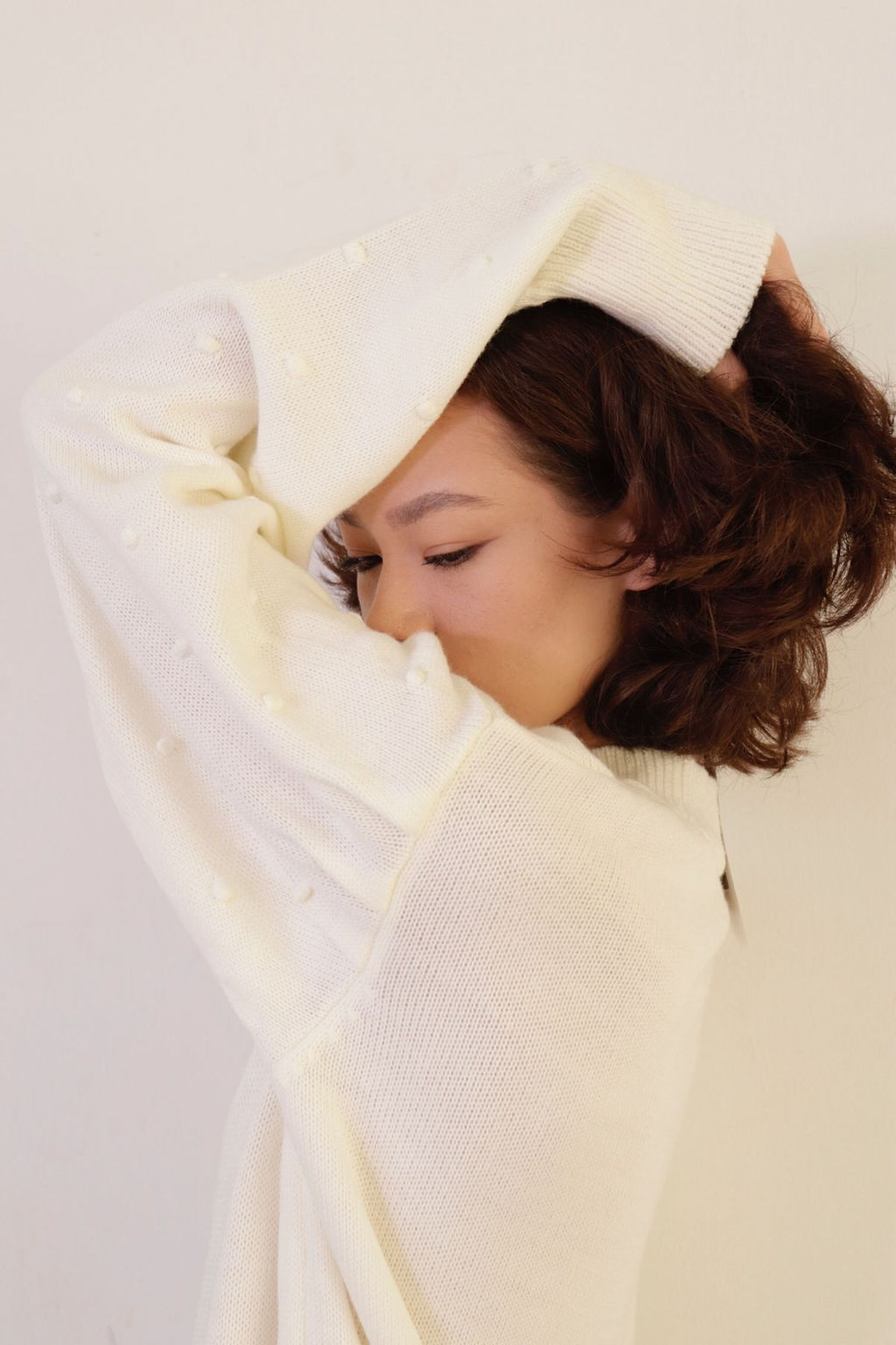 10670 Джемпер-туника с объёмными рукавами белый - Martichelli фото 18