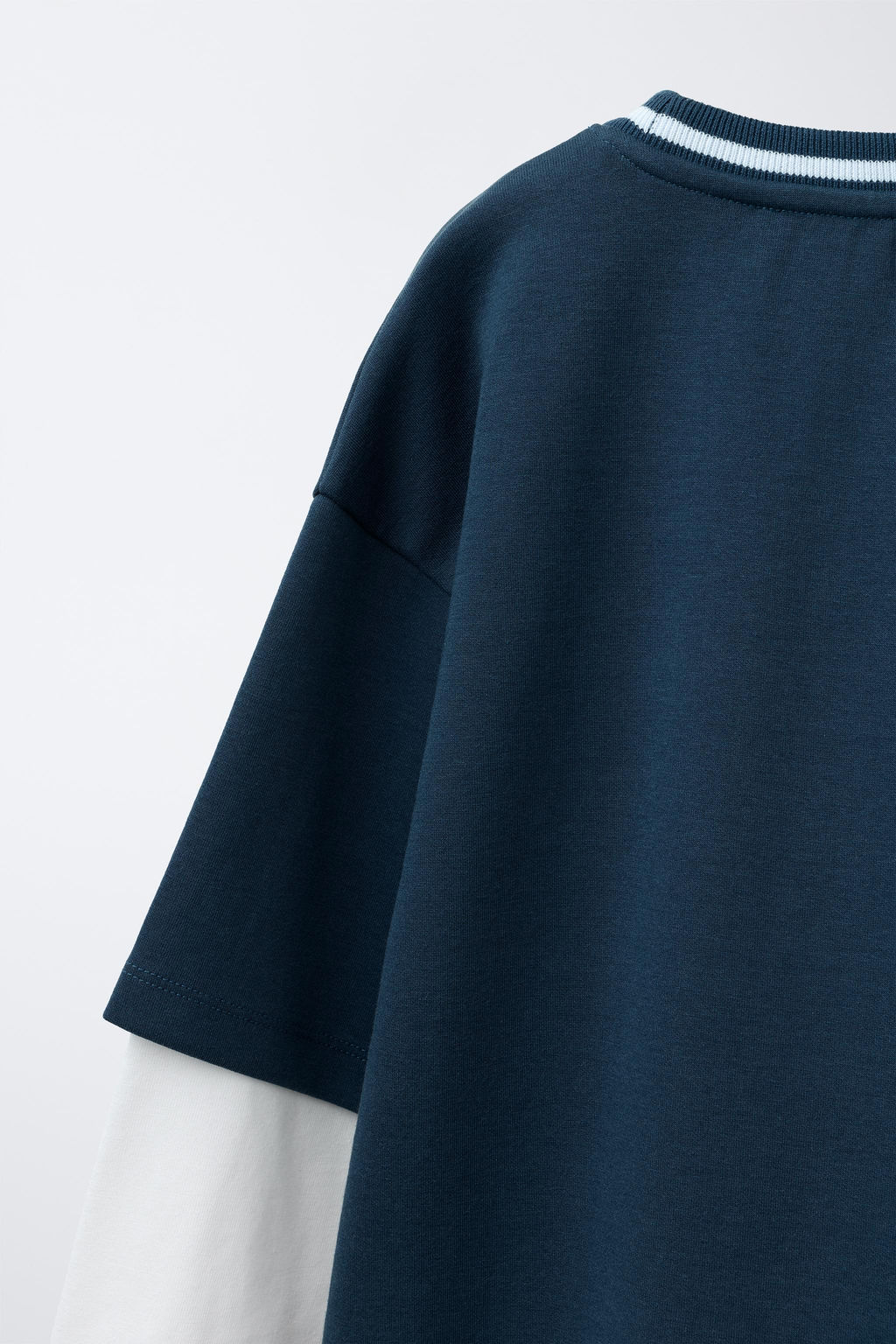 PRINTED DOUBLE SLEEVE SWEATSHIRT - Zara фото 4