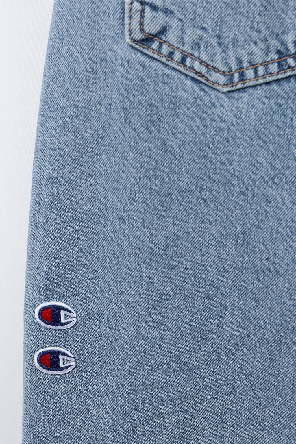 CHAMPION ® X ZARA BARREL JEANS