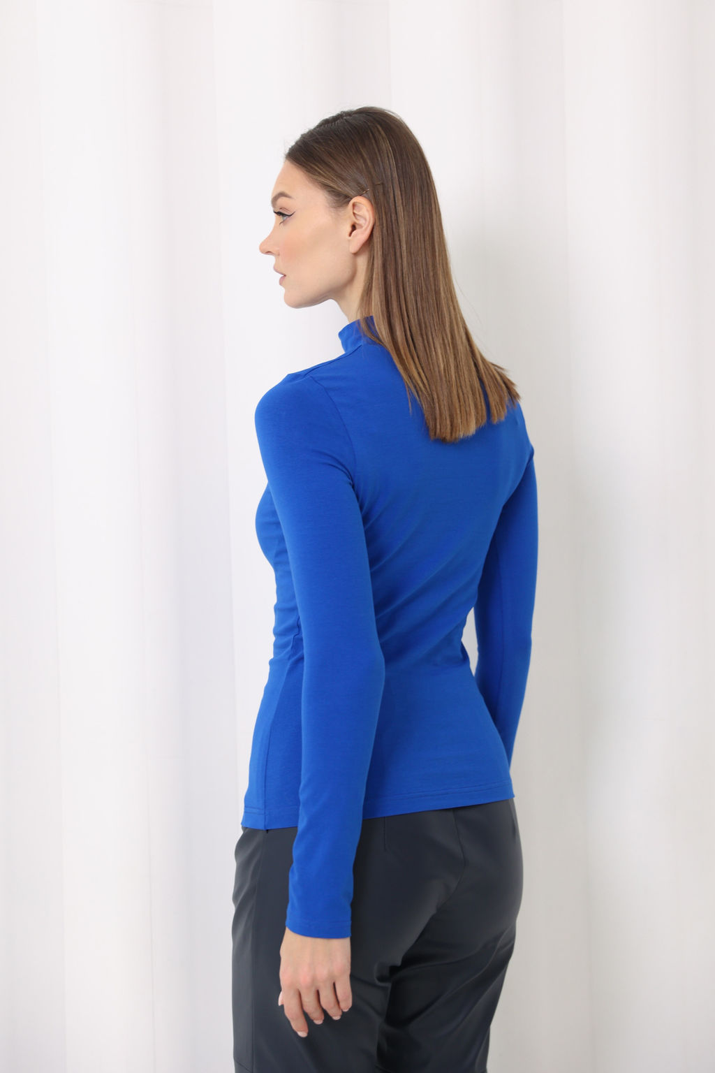 Водолазка с вырезом - Looklikecat фото 2