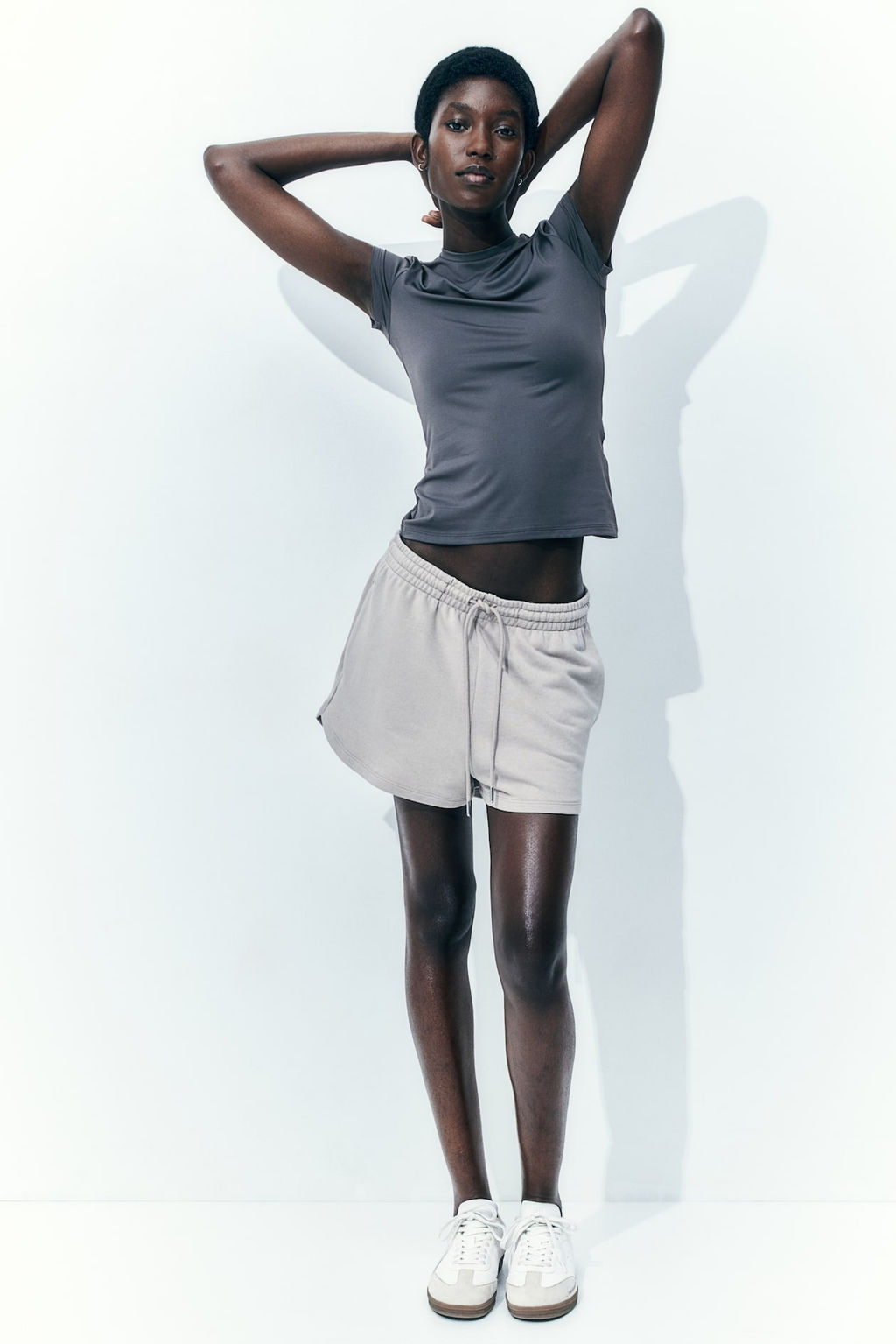 Camiseta entallada - H&m фото 2