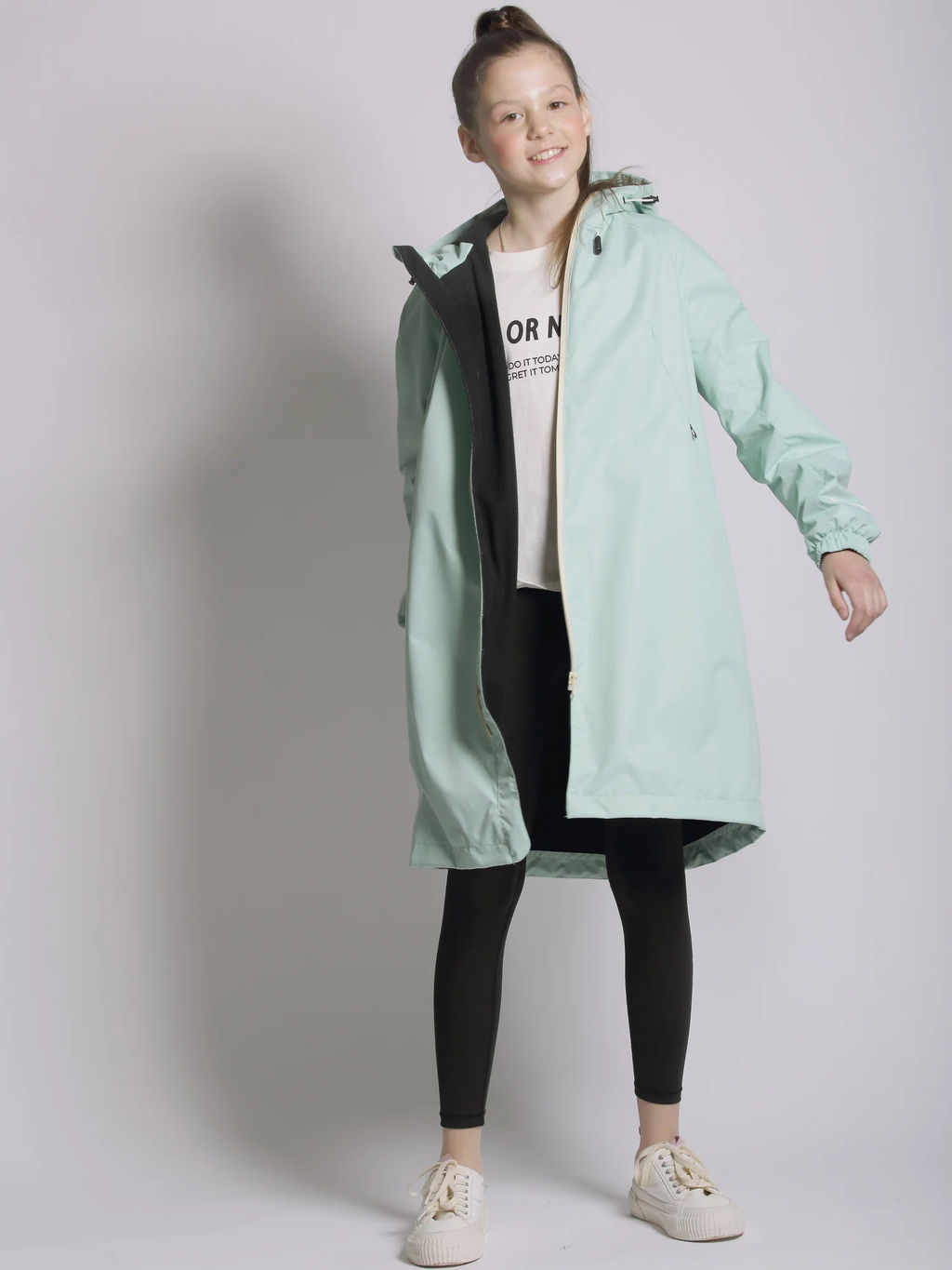 ВЕТРОВКА КОЛЛА.