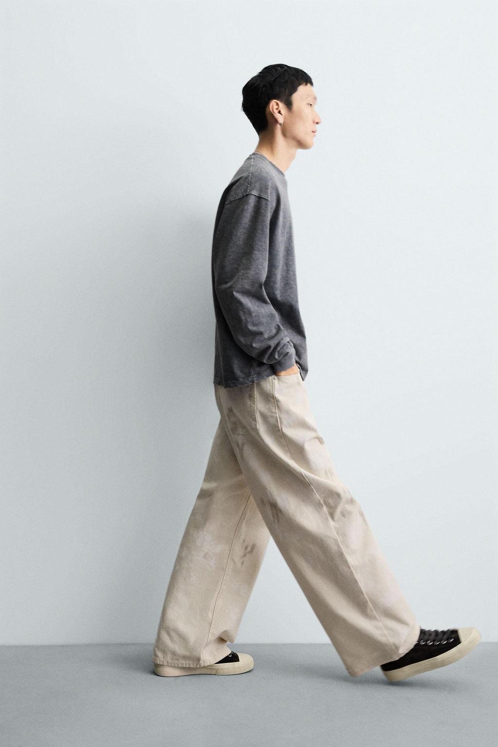 ABSTRACT PRINT TEXTURED TROUSERS - Zara фото 5