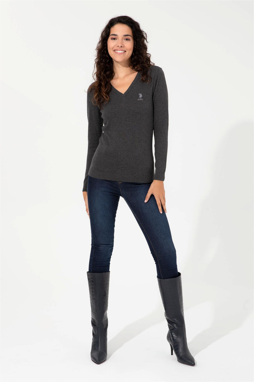 Женский базовый свитер антрацитового меланжевого цвета с v-образным вырезом - U.s. polo assn фото 2