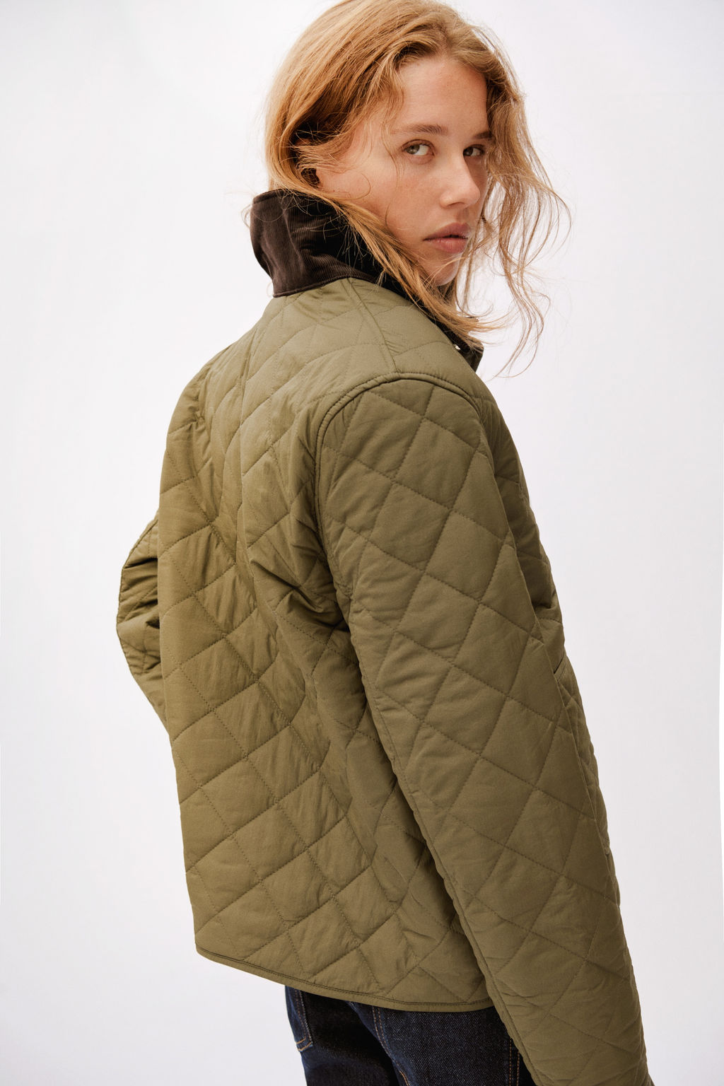 Chaqueta guateada con cuello de pana - H&m фото 5