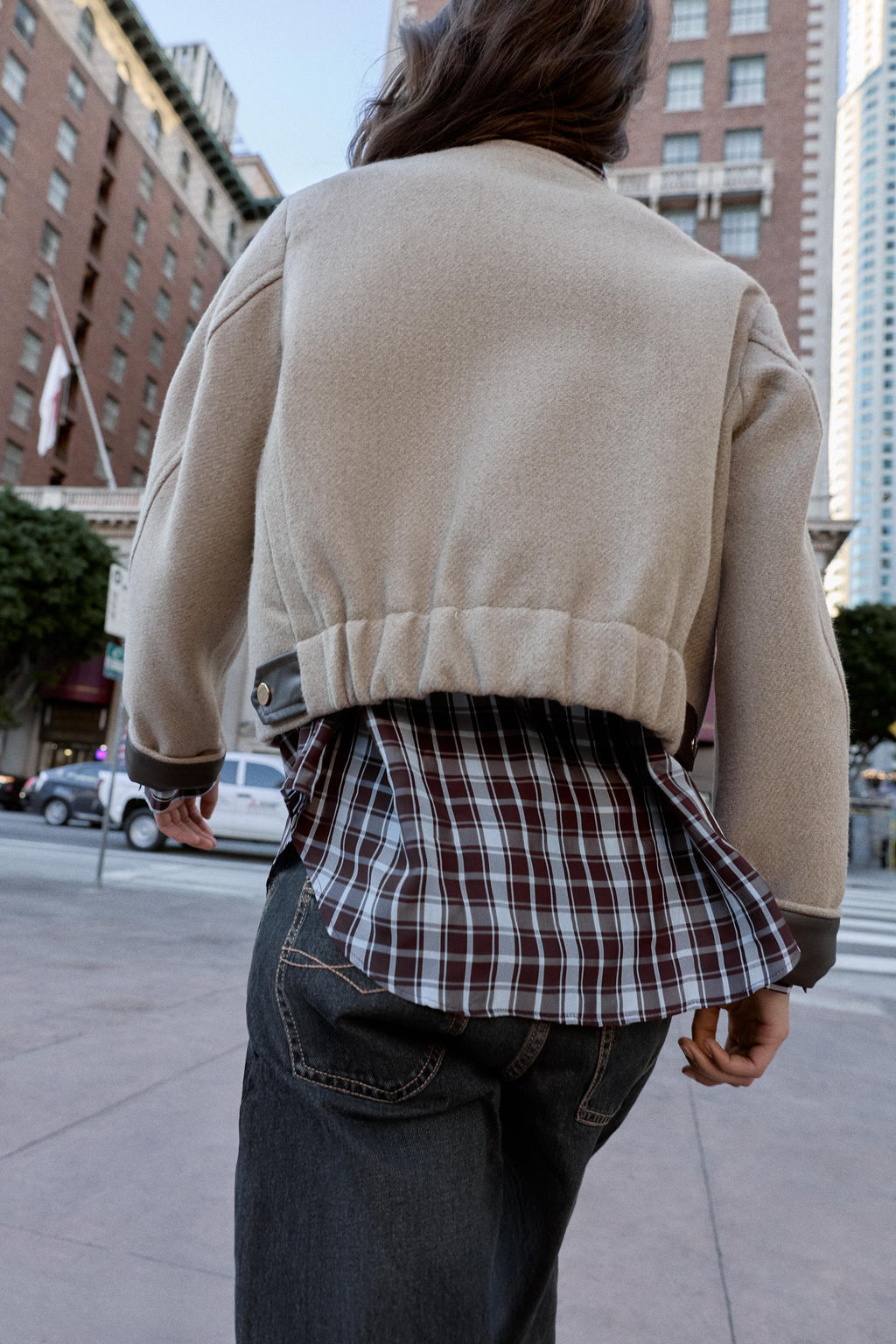 FAUX SUEDE STRAIGHT-LEG TROUSERS - Zara фото 29