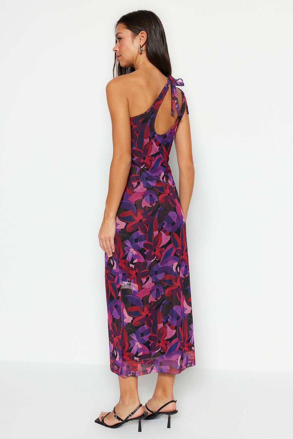 TRENDYOLMILLA Cok Renkli Asimetrik Yaka Tul Astarl? Vucuda Oturan Maxi Esnek Orme Kalem Elbise TWOSS23EL02315 фото 6