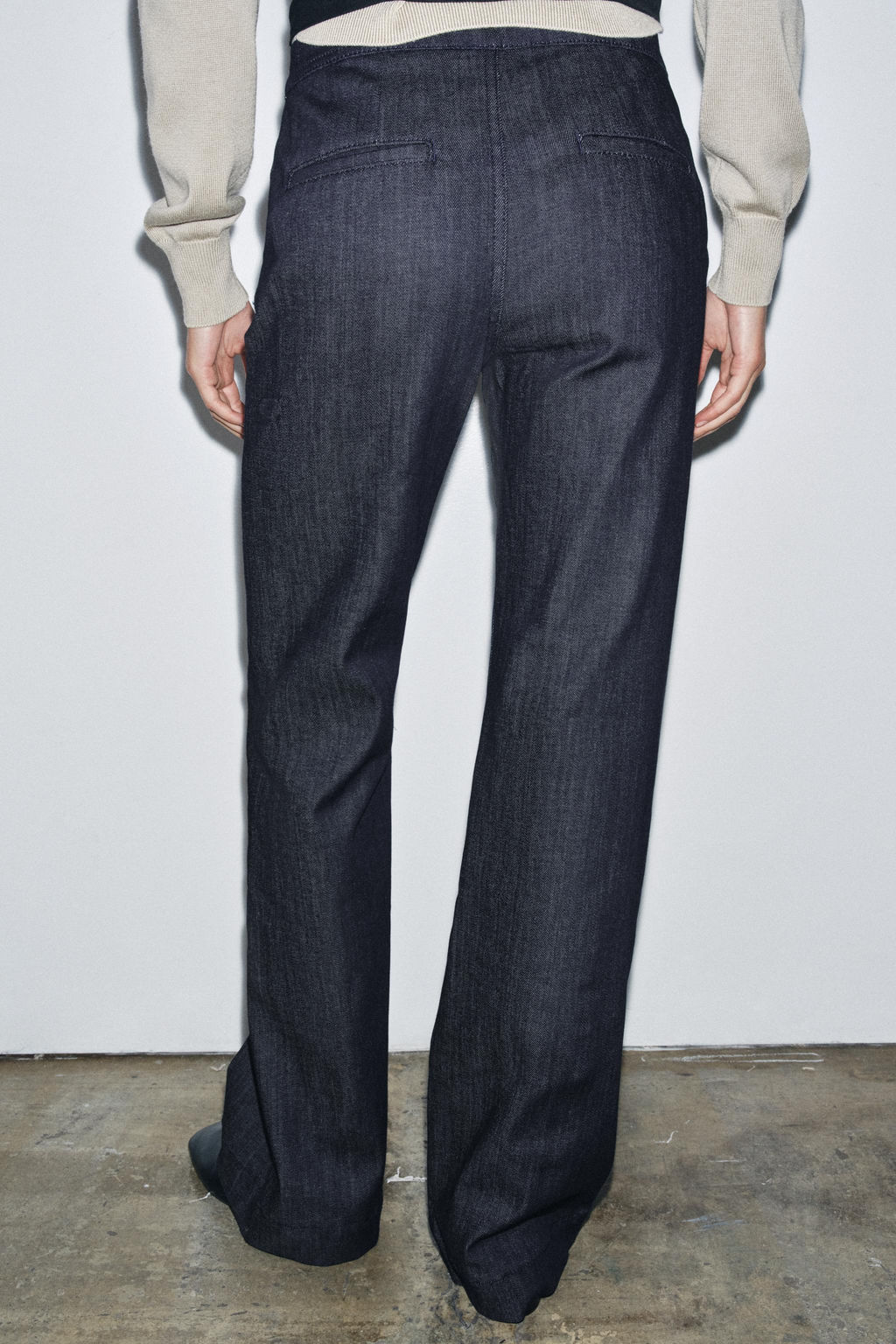 ZW COLLECTION FLARE MID-RISE JEANS - Zara фото 3