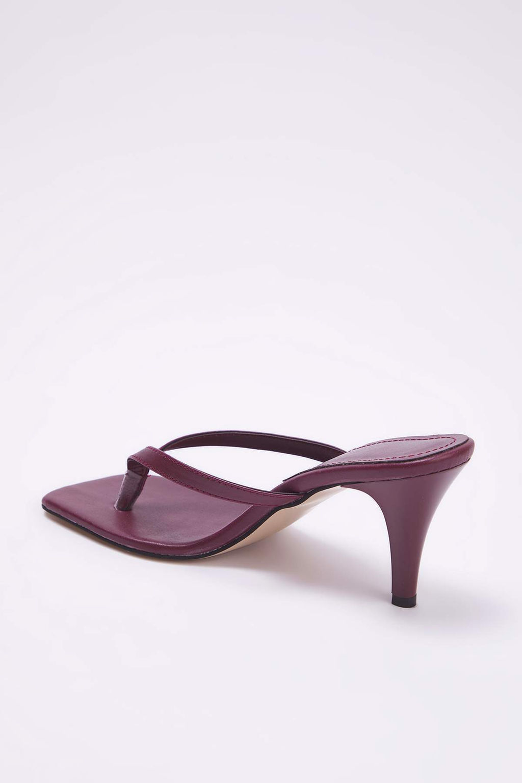 Bordo Kare Burun Parmak Aras? Kad?n 8,5 cm Ince Topuklu Terlik TAKSS25TO00096