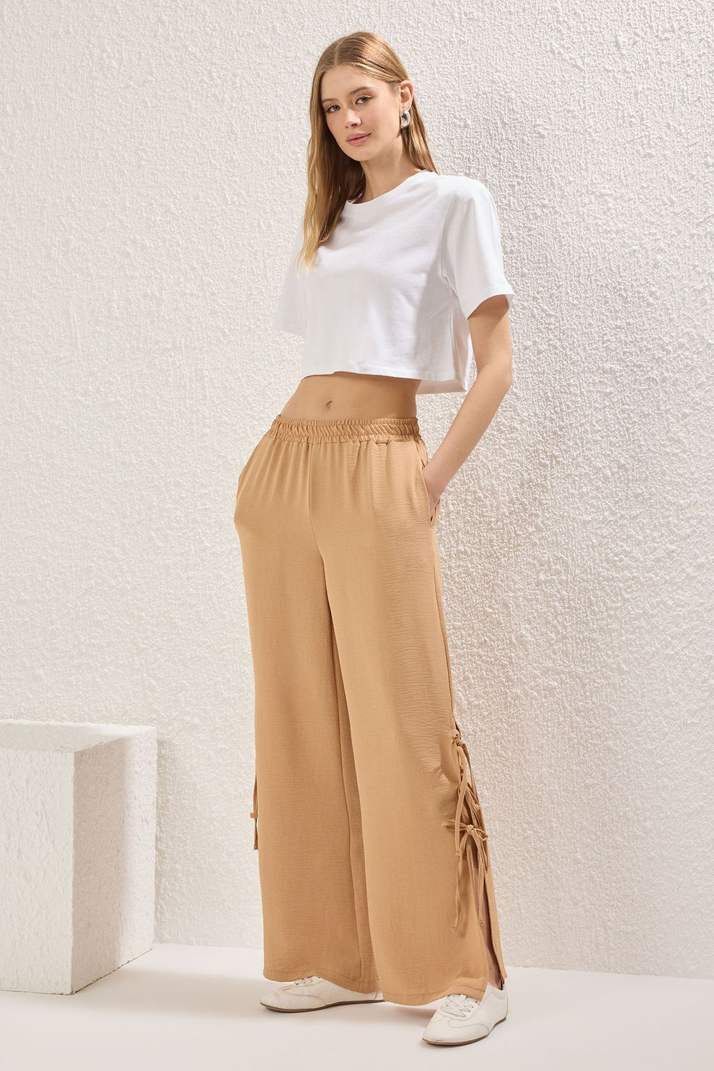 TRENDYOLMILLA Camel Aerobin Paca Y?rtmac Fiyonk Detayl? Genis Paca Pantolon TWOSS25PL00089  фото 2
