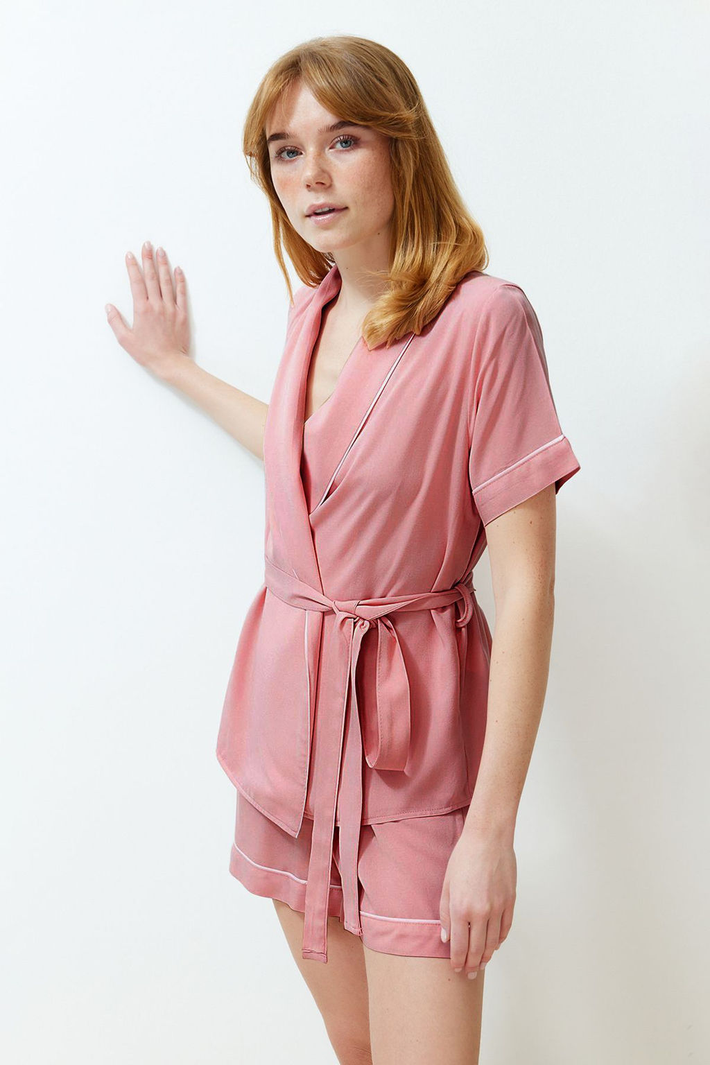 Gul Kurusu Kusakl? Biye Detayl? Viskon Sortlu Dokuma Pijama Tak?m? THMSS23PT00203
