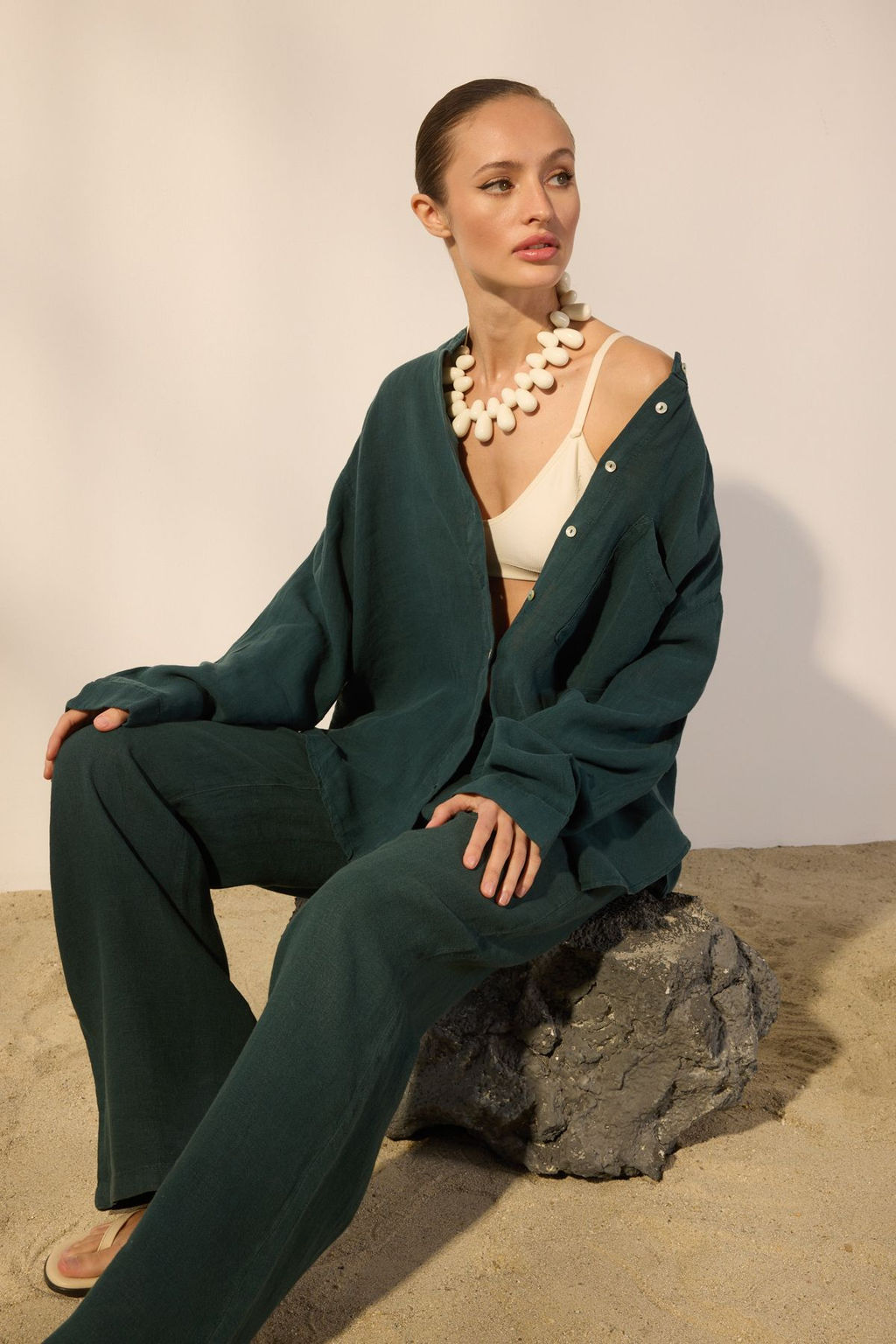 Trendyolmilla Petrol Yesili %100 Keten Oversize Gomlek TWOSS25GO00131