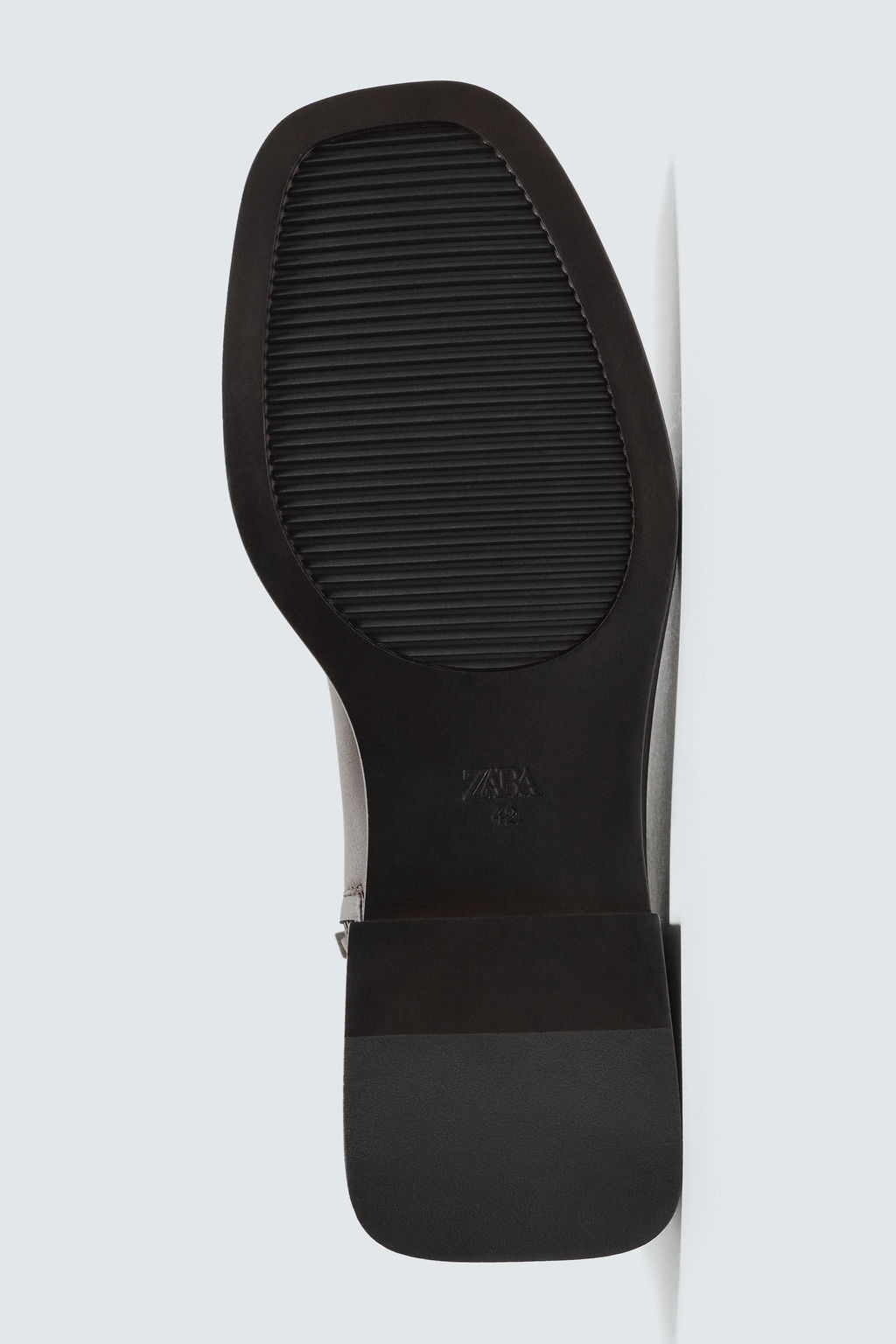 TOPSTITCHED BOOTS - Zara фото 7