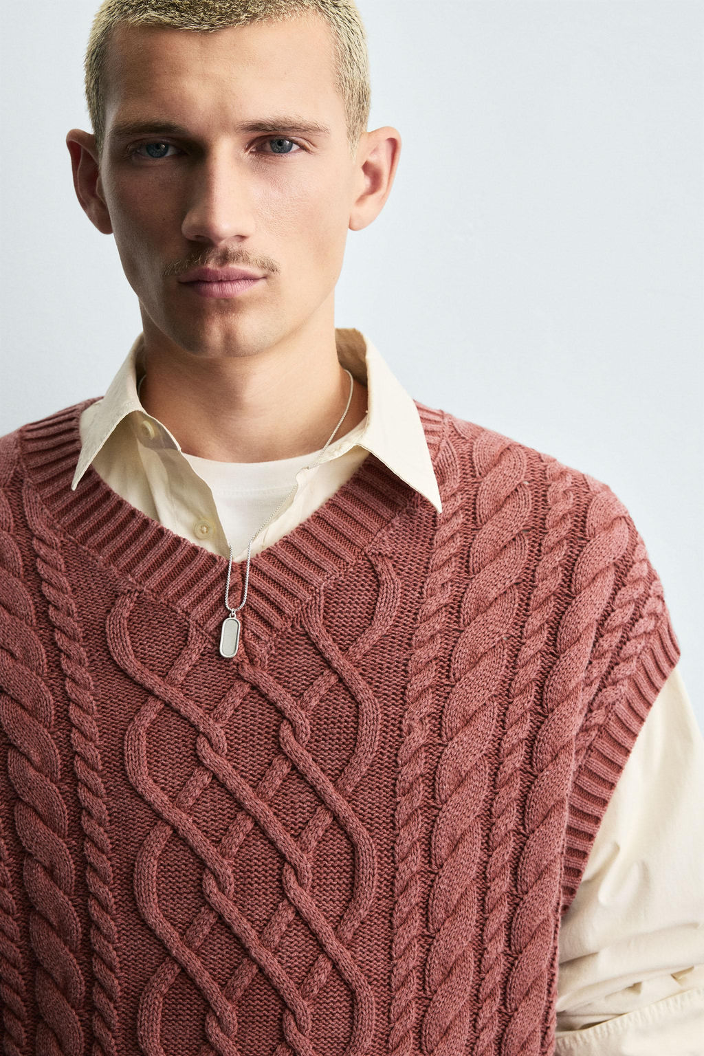 CABLE-KNIT TEXTURED VEST - Zara фото 6