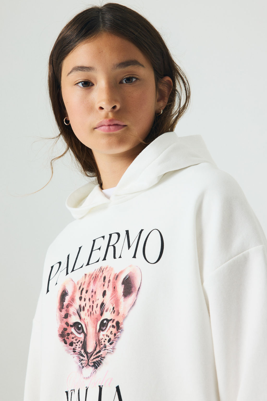 Sudadera oversize con capucha y motivo - H&m фото 10