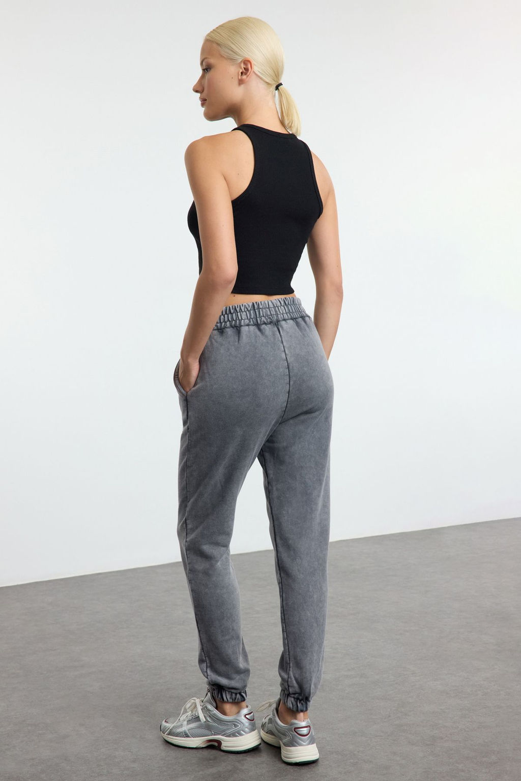 Antrasit Y?kamal? Nervurlu Basic Jogger Kal?n Ici Polarl? Orme Esofman Alt? Pantolon TWOAW25EA00043 - Trendyolmilla фото 5